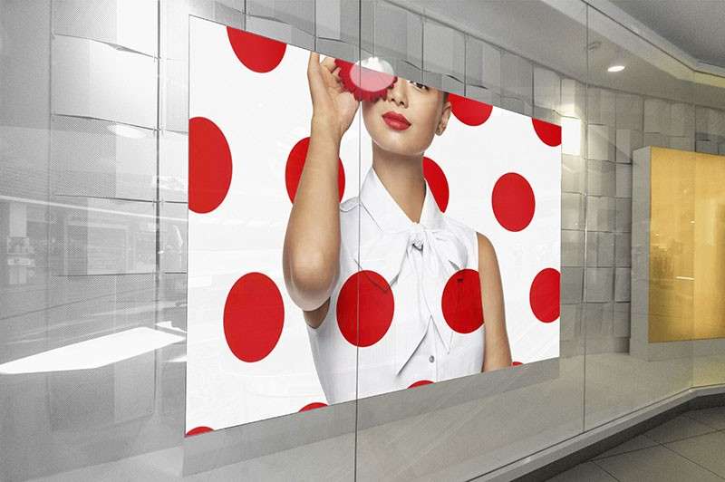 商场室内场景橱窗广告海报设计提案样机PSD 样机素材 第12张