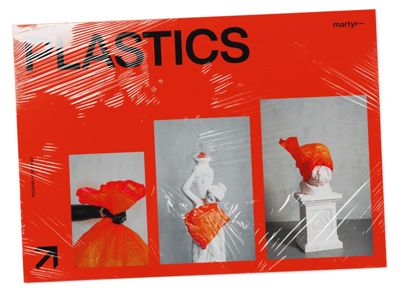 Martyr 新潮现代时髦方形塑料纹理可定制PSD样机+叠加层+背景 Plastics 样机素材 第4张