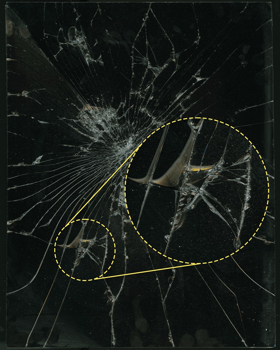 19个高分辨率复古发黄破碎危险玻璃扫描PNG叠加层 Blkmarket Cracks 图片素材 第4张