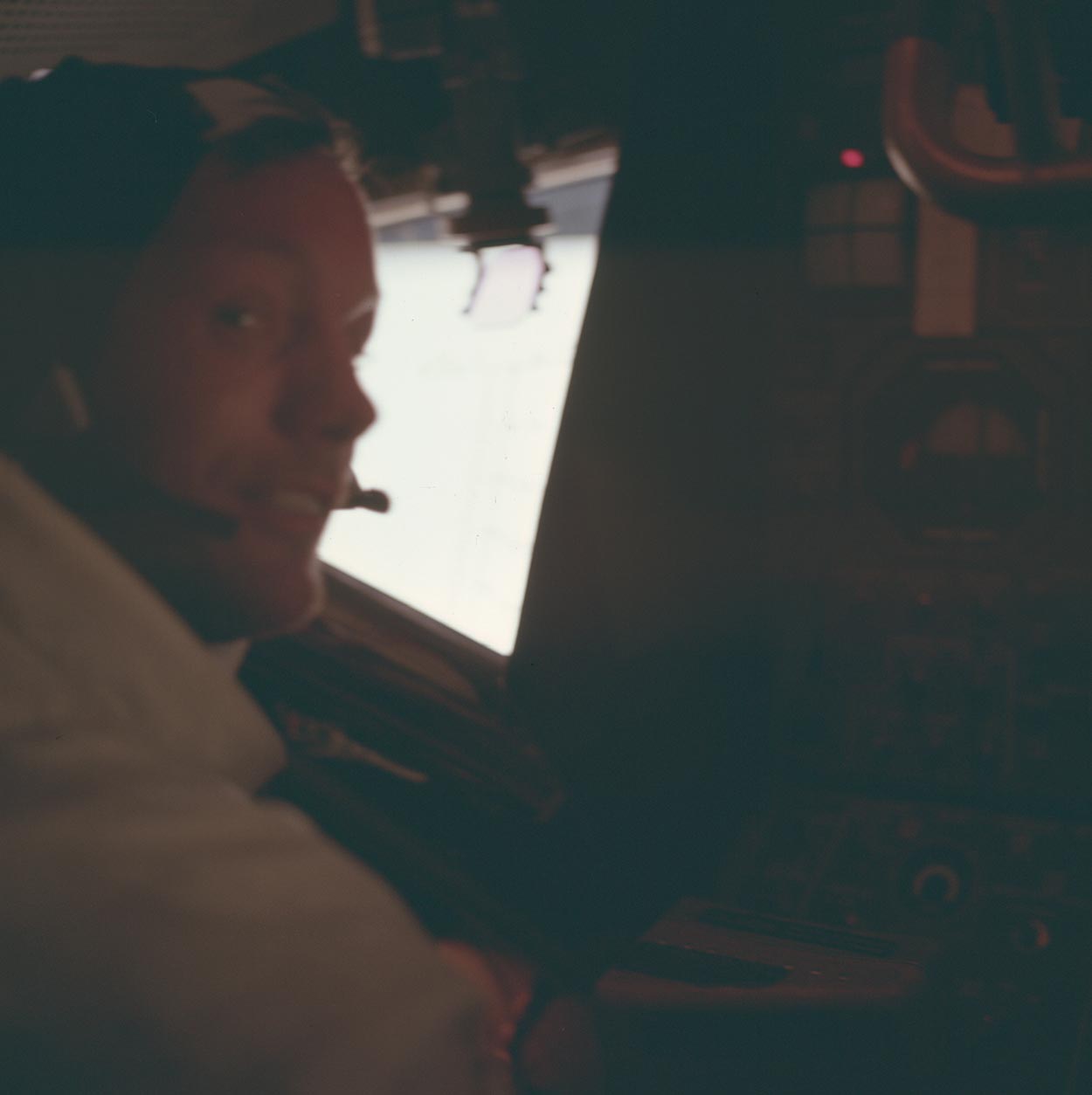 Cinegrain - APOLLO 70年代复古NASA阿波罗宇航彩色胶片扫描色彩分级LUT调色预设 . 第28张