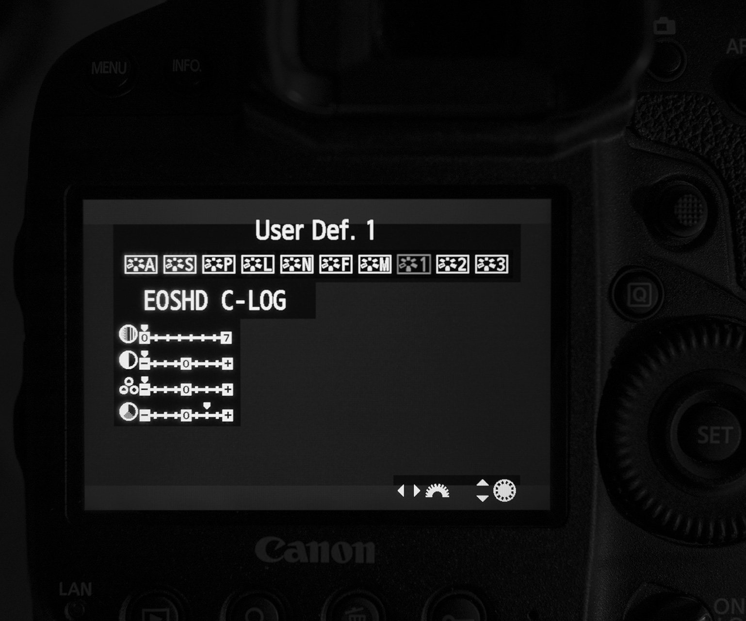 佳能胶片模拟图片PF3格式配置文件和LUT预设 EOSHD C-LOG and Film Profiles for Canon DSLR and mirrorless cameras . 第14张