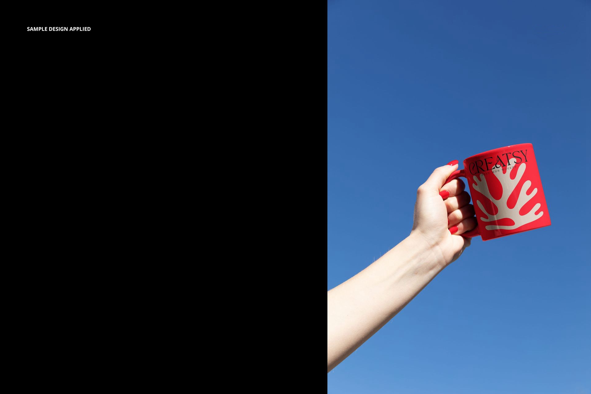 户外拍摄手持咖啡杯马克杯陶瓷杯Logo设计贴图PSD样机模板素材 Mug Mockup Set – Outdoor Edition , 第4张