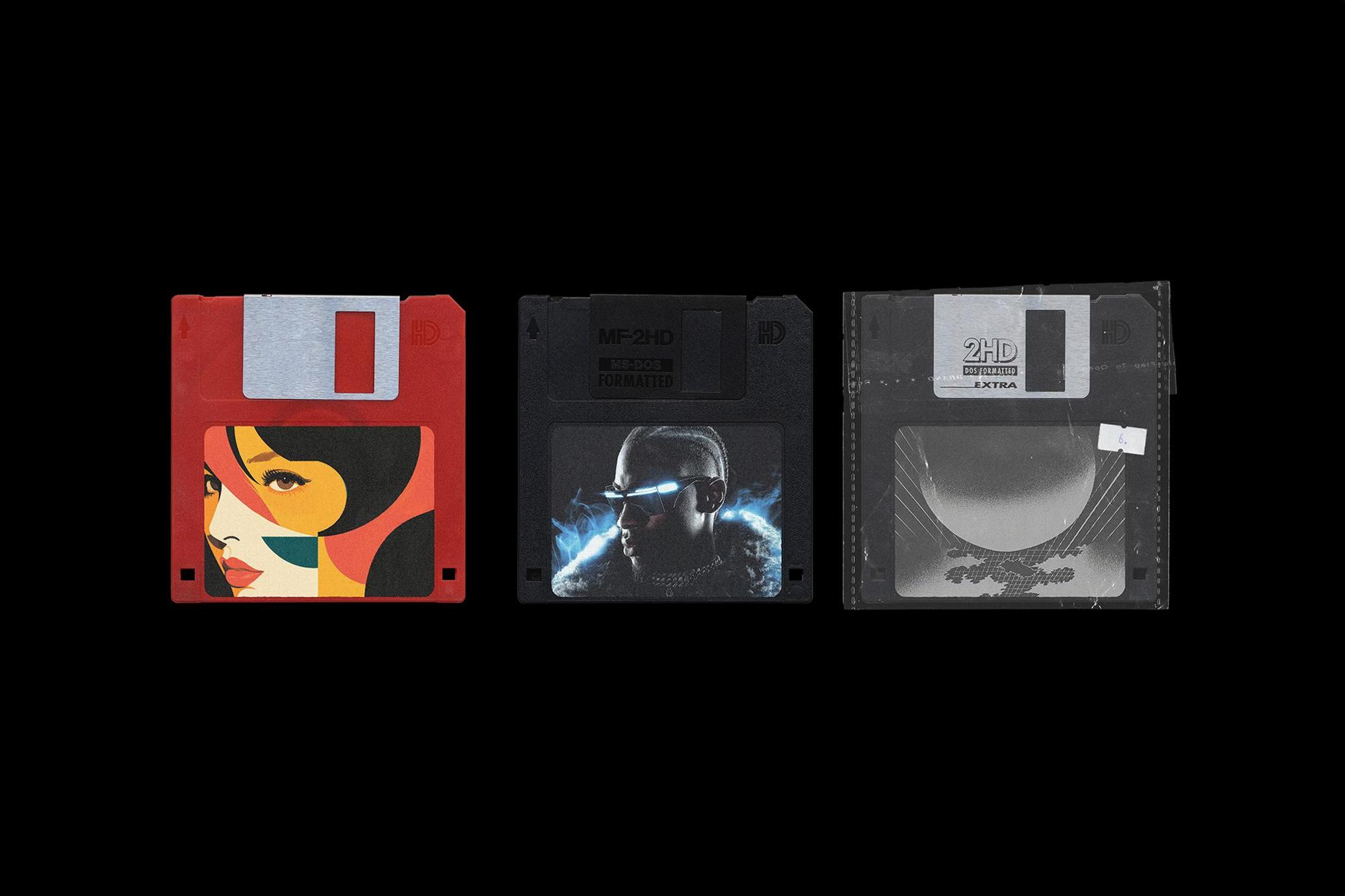 Floppy Disk Cover Mockup Pack 复古怀旧科技塑料袋贴纸标签地下摇滚风PNG免抠图PS设计素材 , 第1张